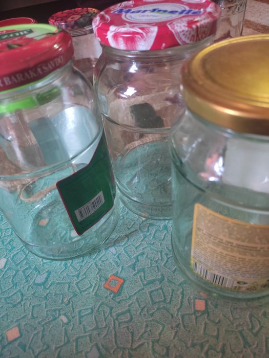 Банки      1 литровые
