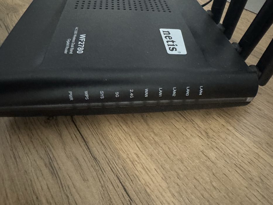 Роутер продам, подходить Интернет дома от Билайна