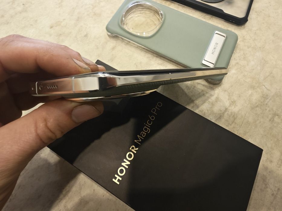 Honor Magic 6 Pro 12/512