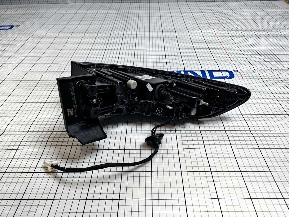 Leapmotor C16  Л/П задняя фара с защитой OEM В наличии
