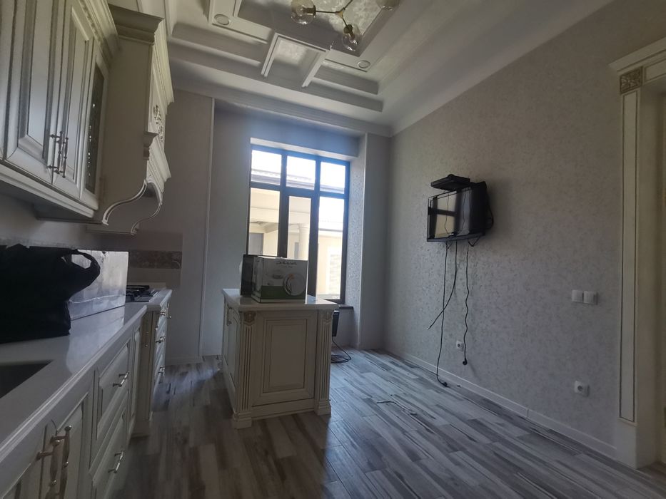 Уборка квартир и домов качественно и быстро вызов клинеров девушек