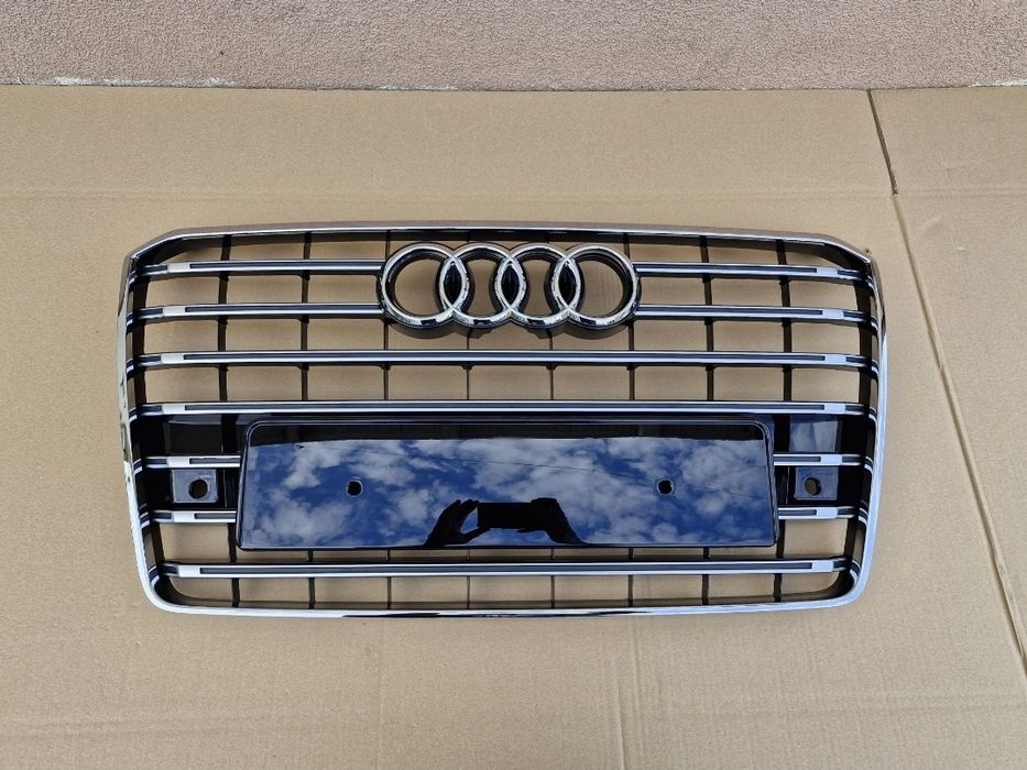 Grila centrala Audi A8 D4 facelift 2014-2017