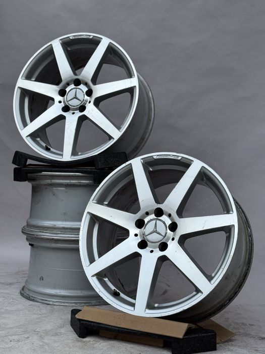 Оригинални джанти 18 цола mercedes amg w204