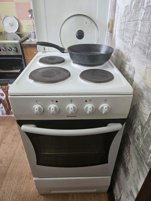 Электрическая плита