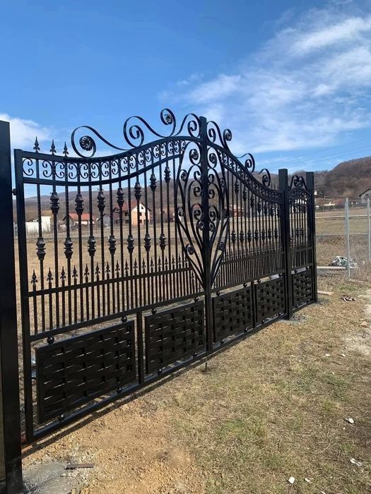 Porți din fier forjat