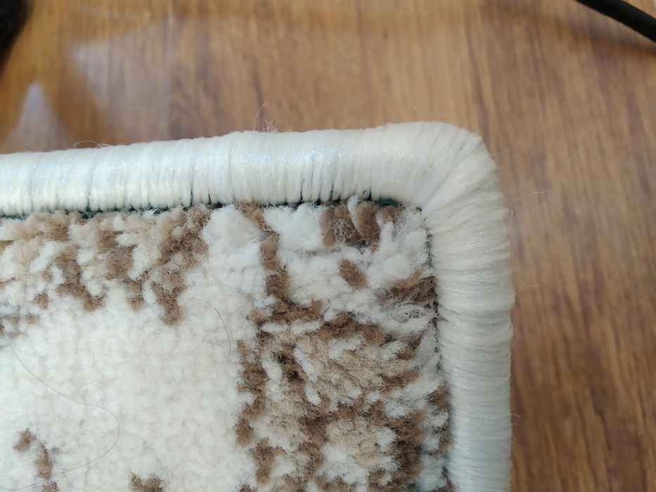 Gilam kesib tikish xizmati