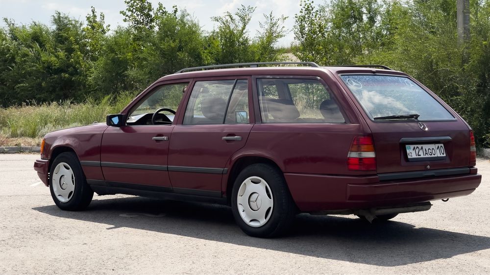 Мерседес 124 Mercedes w124 универсал