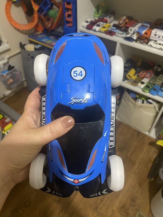 Машинка музыкальная