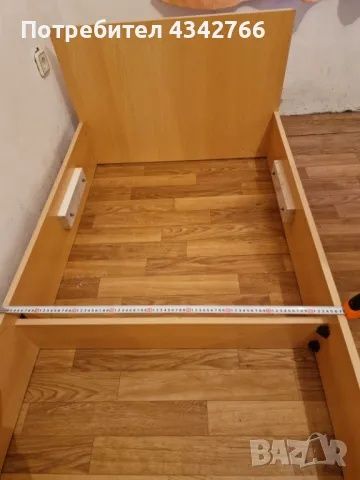 Мебели- единични легла, гардероби закачалки табуретки