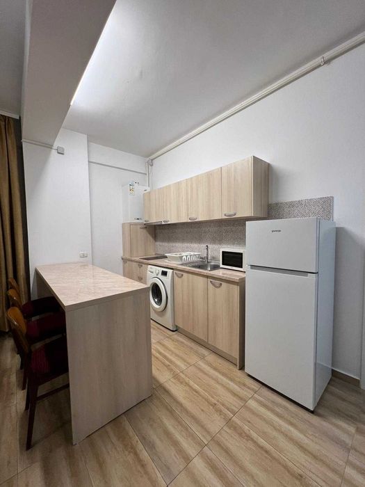 Apartament cu 3 camere +parcare de închiriat în Tabăra Năvodari.