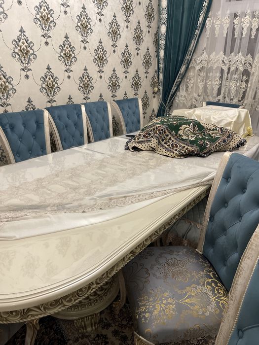 Мебель, стол стулья