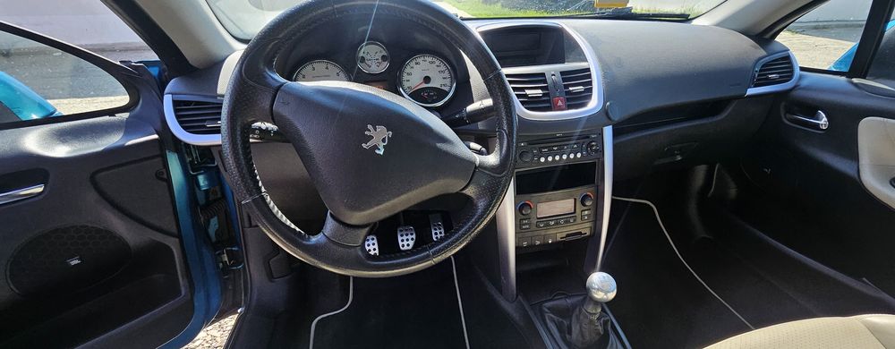 Vand Peugeot 207 Cabrio 110 000km