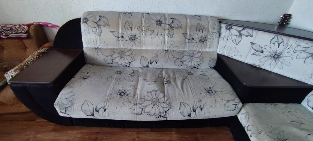 Продам угловой диван