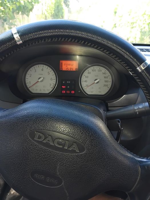 Logan mcv van autoutilitara