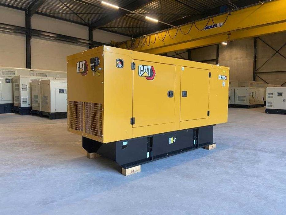 Generator nou Caterpillar 200 kva 180 kw stoc 24 luni garantie