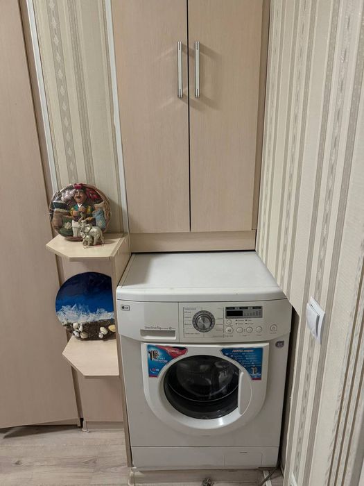 Lg 5кг ситералная машинка рабочая продается.