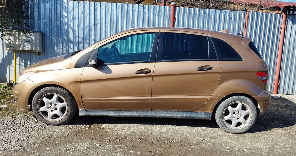 Mercedes B class 245w