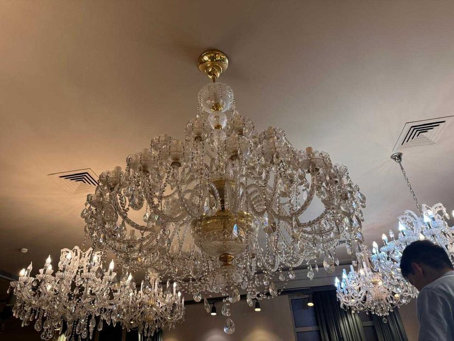 ЧЕШСКИЕ хрустальные большие люстры