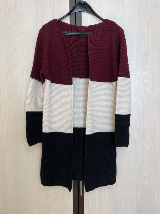 2 Жилетки МНОГО МЕКИ като нови С ПОДАРЪК