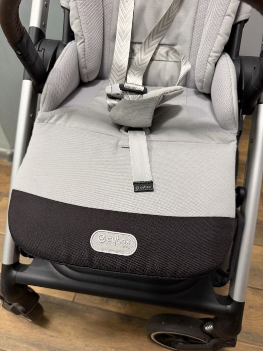 Cybex balios S lux lava grey
