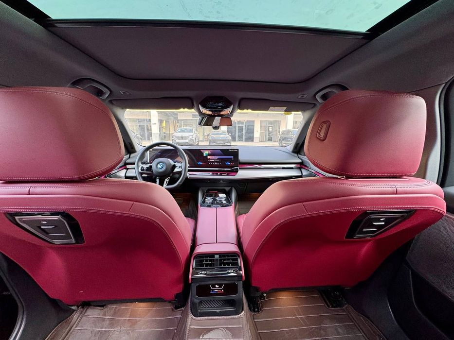 BMW I 5 2024 electro 35L