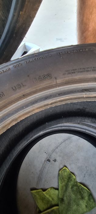 4 Anvelope 215 55 17 Bridgestone Touranza Michelin Primacy 4