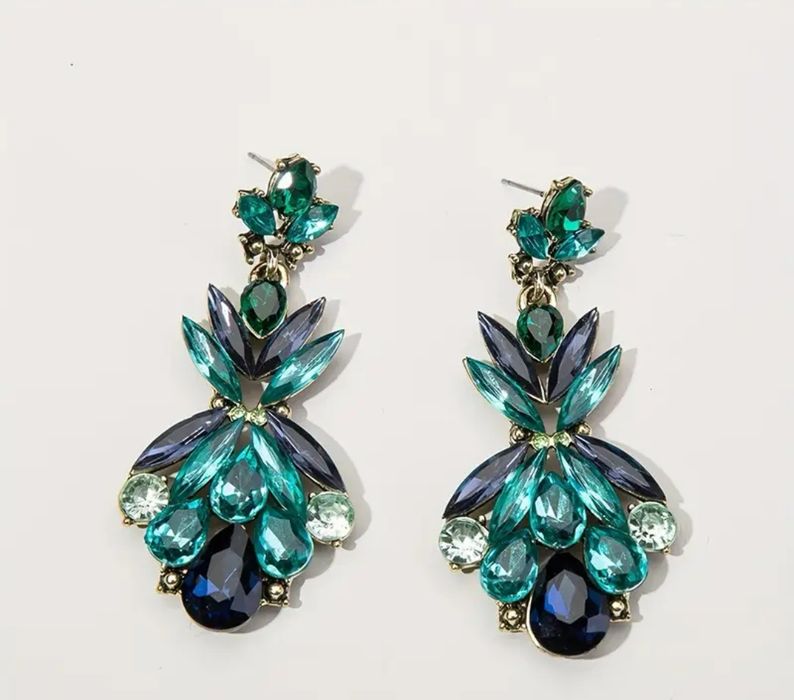 Дамски обеци за повод