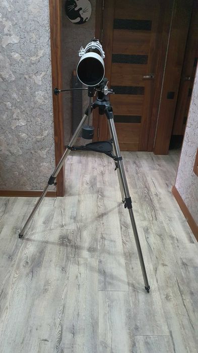 Продам телескоп Celestron Deluxe80EQ