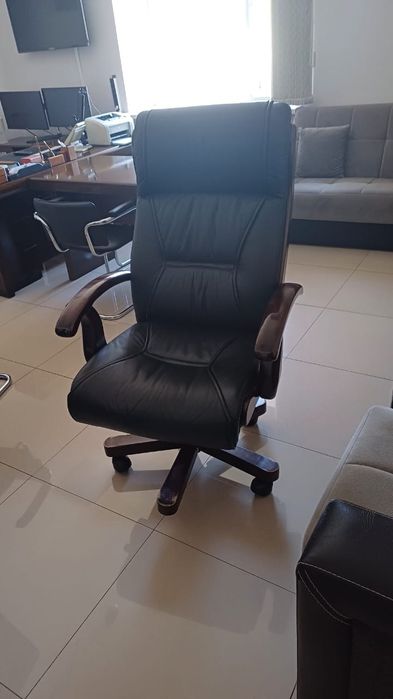 Ремонт офисных  кресел.