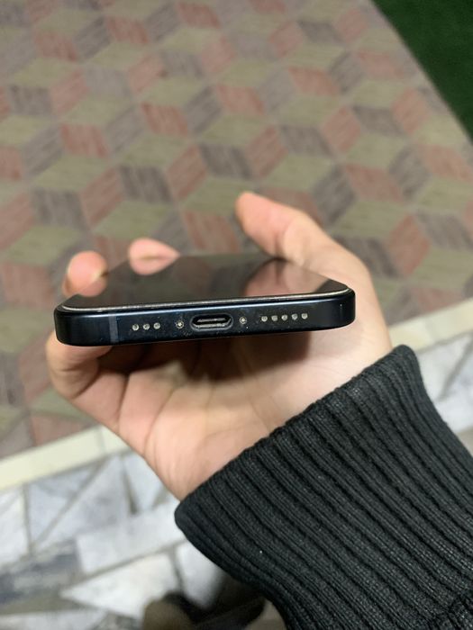 iPhone 15 8/128 99 Ёмкость