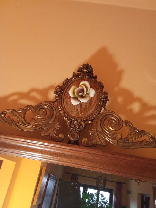 consola cu oglinda Capodimonte