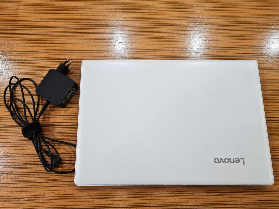 Lenovo IdeaPad – SSD 238 GB, RAM 8 GB, Intel Celeron N3350