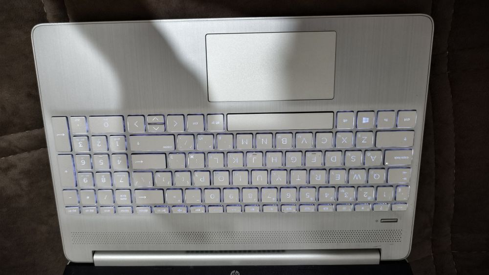 Hp Notebook xotira 250 gb operativ xotira 8 gb