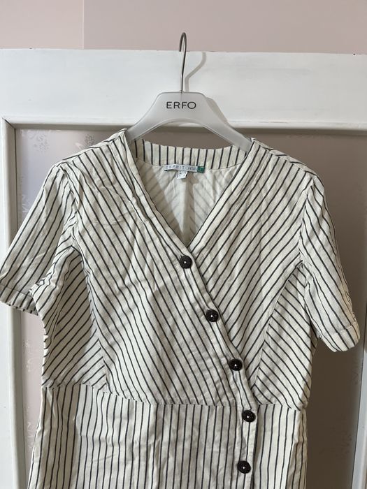 Рокля от лен елегантна