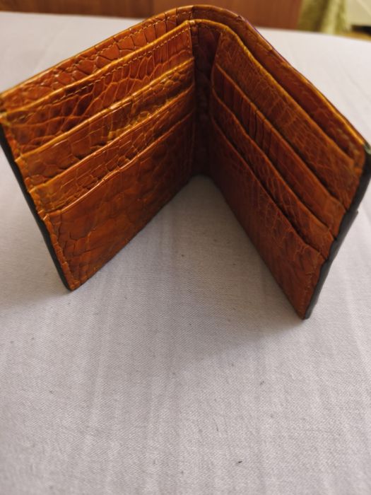 Портфейл ръчно изработен