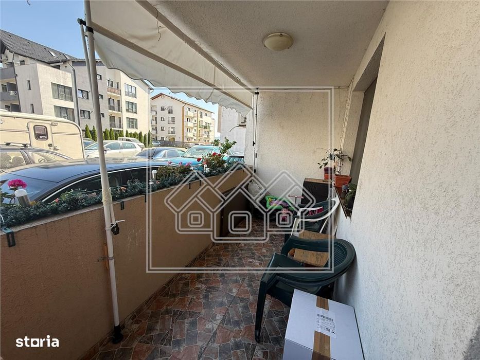 Apartament mobilat, 2 camere, 2 balcoane, loc de parcare -T. Ricci