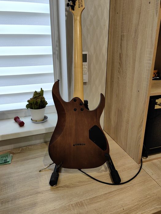 ЛЕВОРУКАЯ Ibanez GRG121DX Walnut Flat