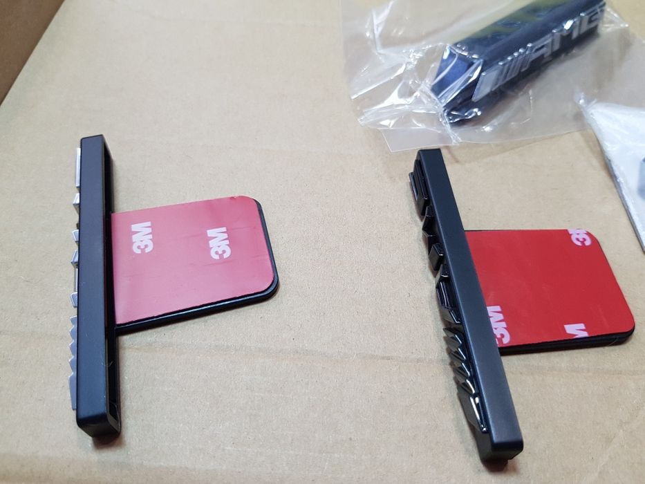 Емблема AMG за решетка маска на Мерцедес Mercedes