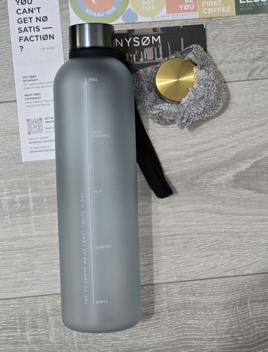 Sticlă de apă LARS NYSØM 1L – Tritan ultraușor, etanș, cu 2 capace