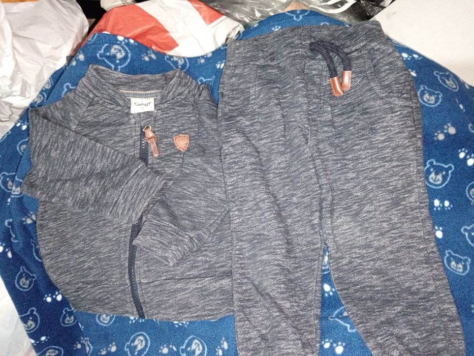 Много запазени дрехи