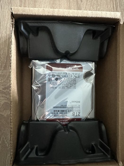 СРОЧНО! Продается HDD WD RED PRO 2tb новый! В коробке!