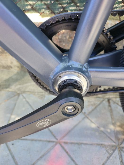 Canyon Commuter Алуминиев хибрид велосипед 8 скорости вътрешни с ремък задвижване Карбонова вилка 28 цола L размер