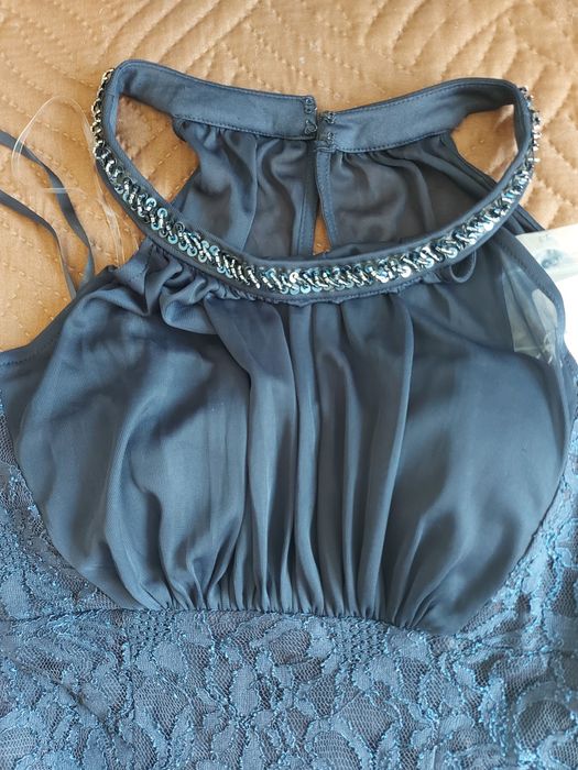 Тъмносиня дантелена дълга рокля