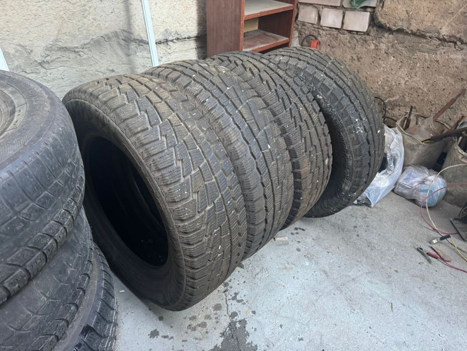 Продам шины зимние