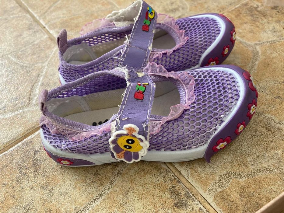 Детски обувки / маратонки 25,26