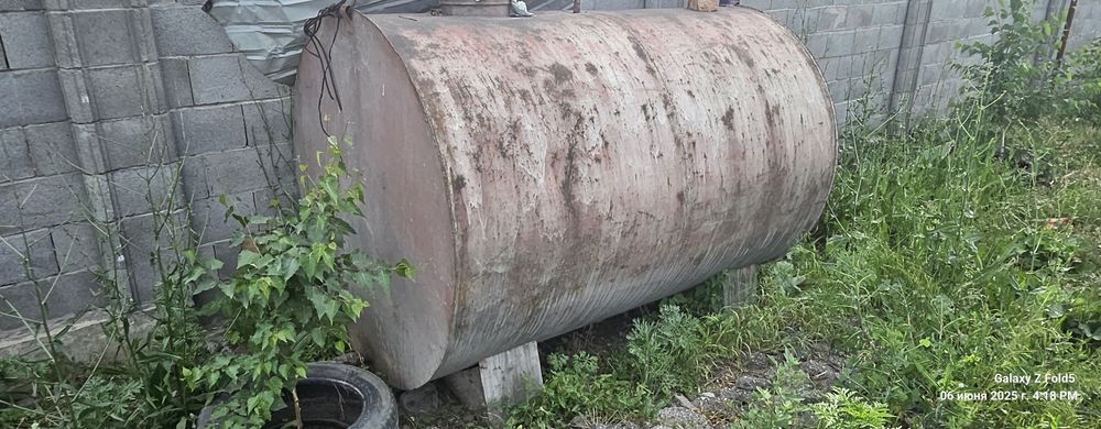 Продам Емкость 4 куба