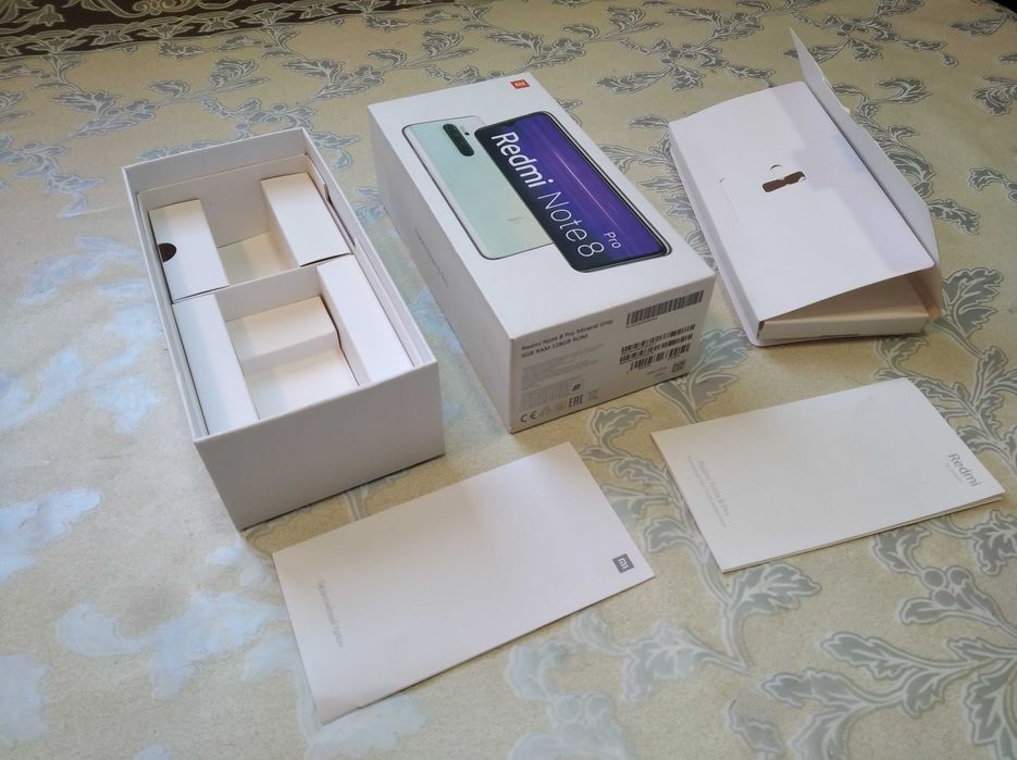 Упаковки Xiaomi Redmi. Коробки от телефонов.