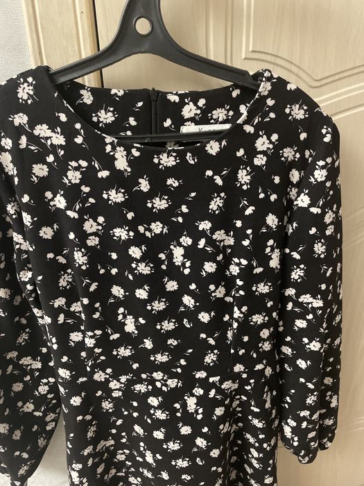 Продам платье недорого