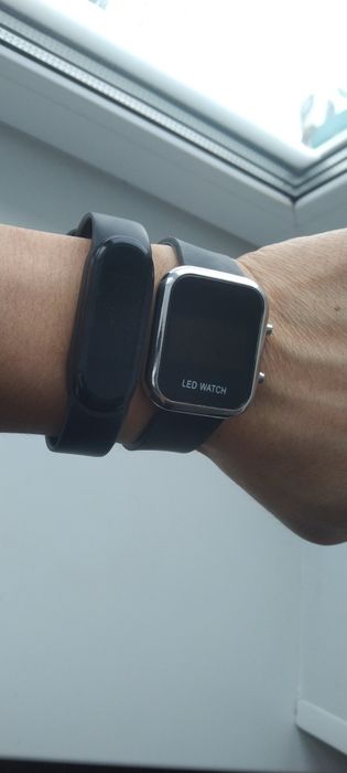 Продам мужские  часы