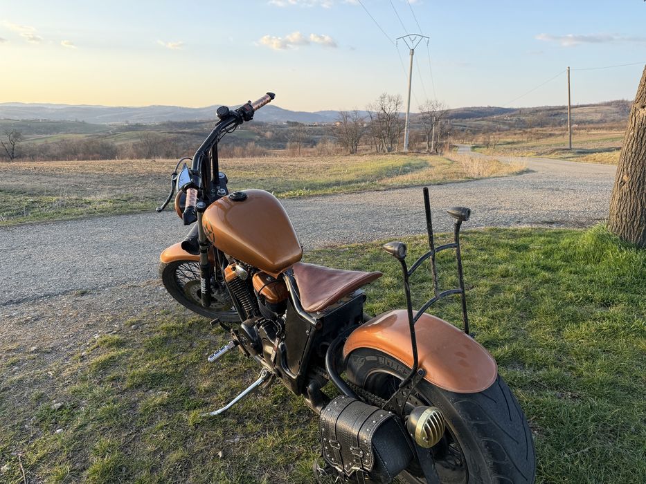 Honda shadow 600 bobber custom